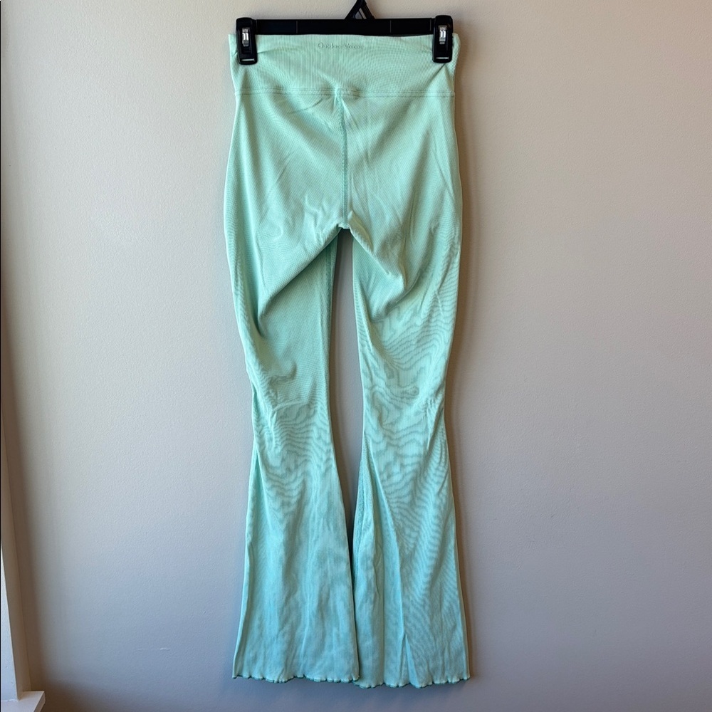 Outdoor Voices Light Green Flare Pants - Picture 5 of 5